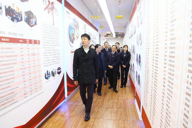 市委教育工委书记汪述斌到我校调研党建工作 - 新闻资讯 - 北京大学南宁附属实验学校-1