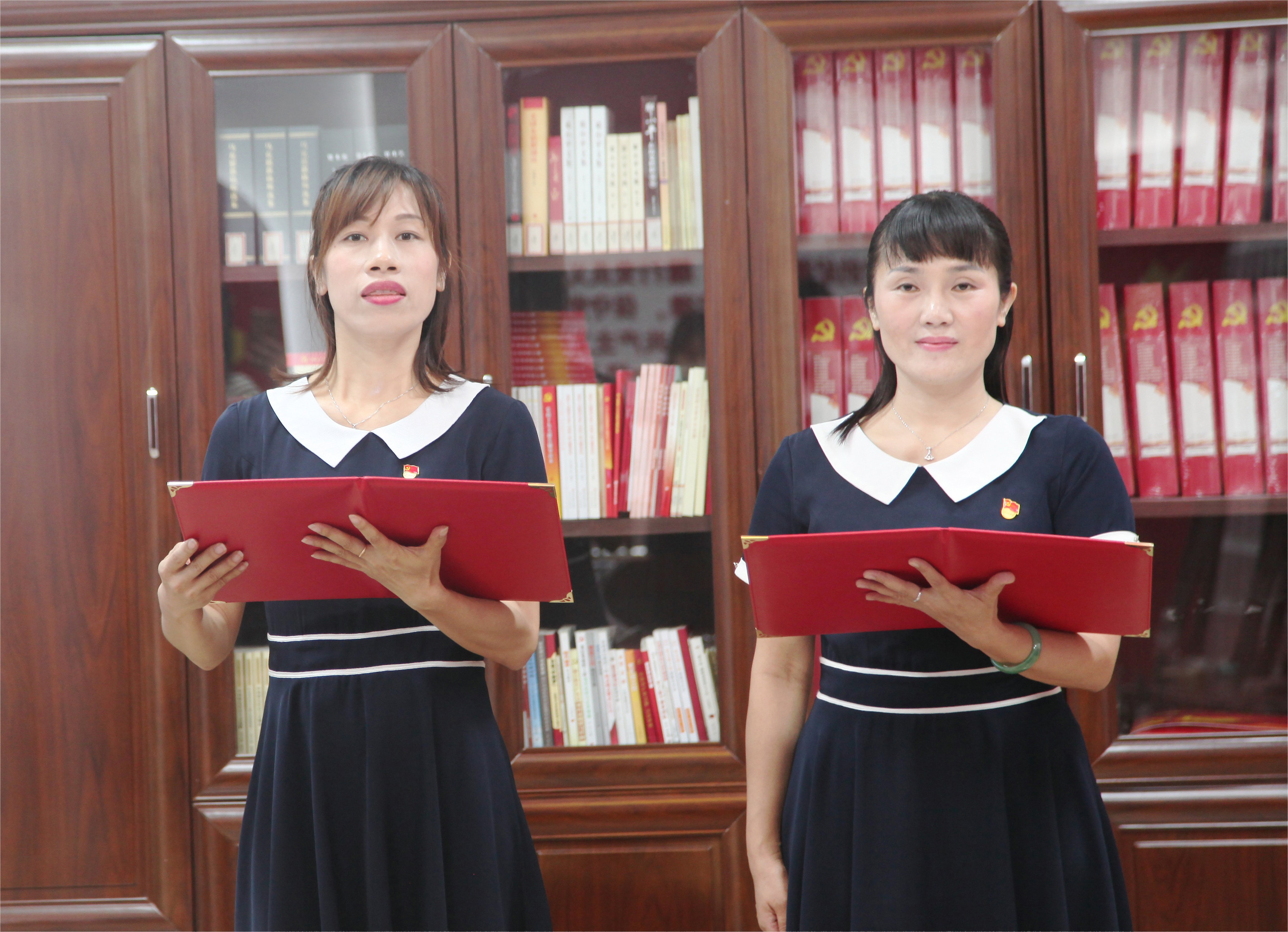 主题党日 | 清风“廉”韵话端午,巧缝香囊寄“廉”心 - 新闻资讯 - 北京大学南宁附属实验学校-1
